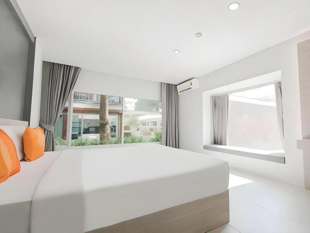 Bed in B2 Resort Boutique and Budget Hotel