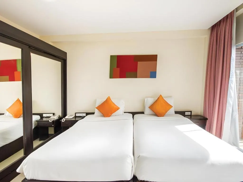 Bed in B2 Resort Boutique and Budget Hotel