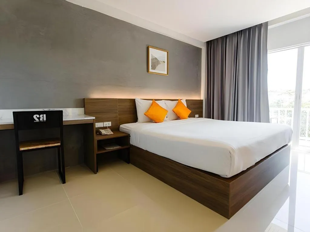 Bed in B2 Resort Boutique and Budget Hotel