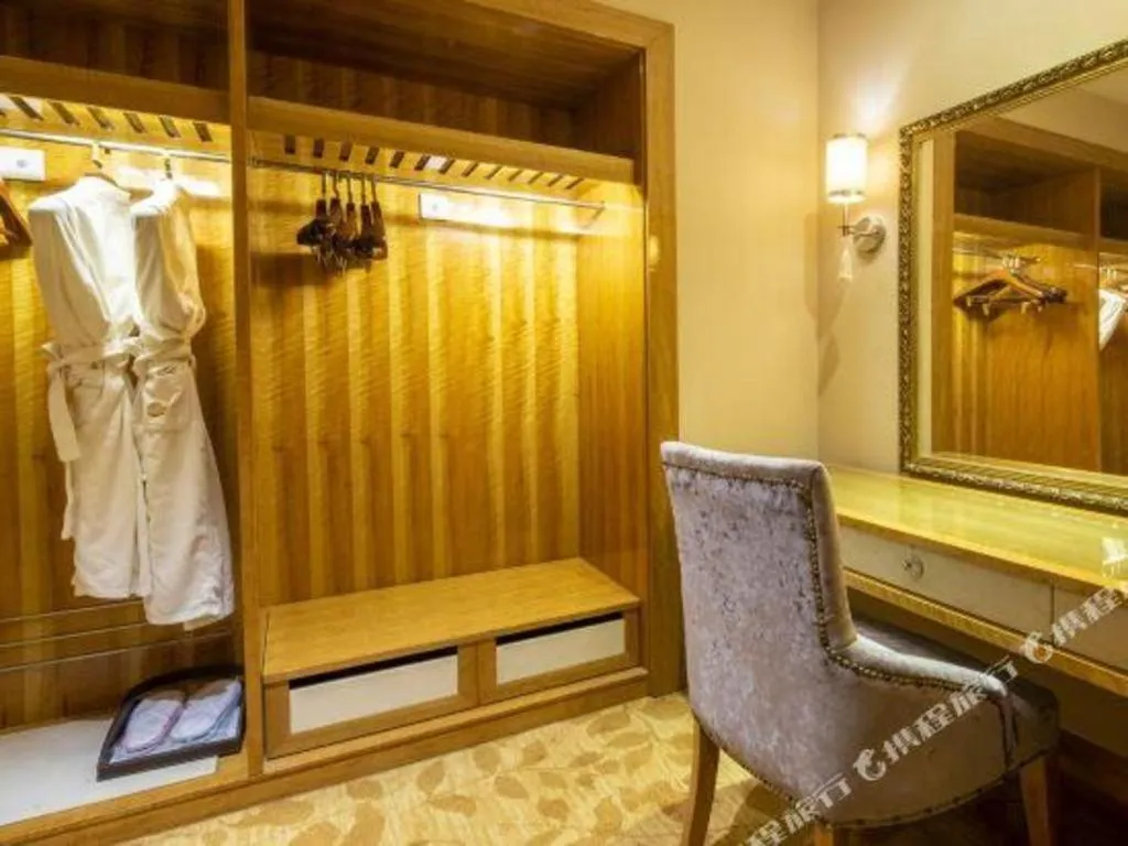 New Century Grand Hotel Xinxiang