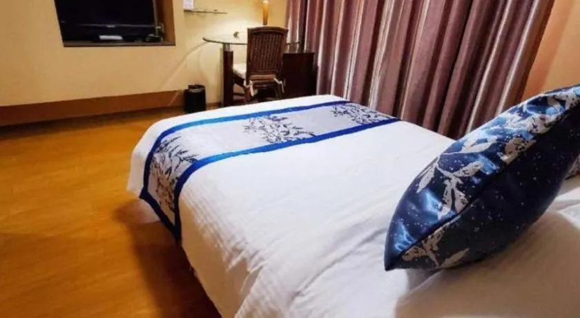 Bed in Hedong Hotel