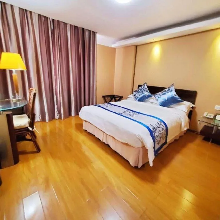Bed in Hedong Hotel
