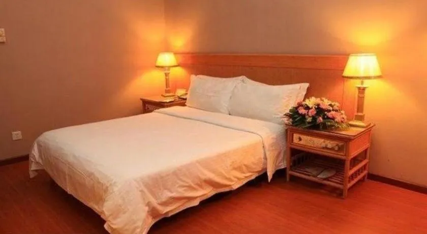 Bed in Hedong Hotel