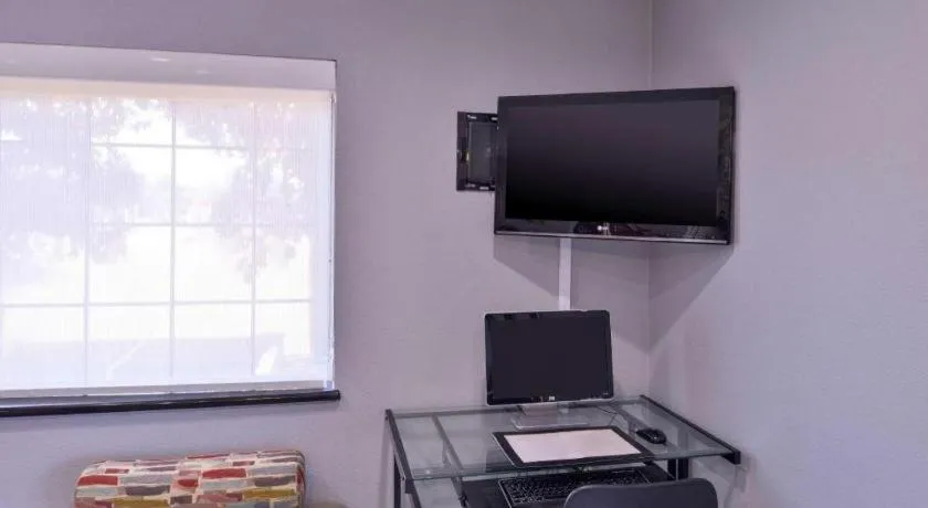 Americas Best Value Inn Batesville