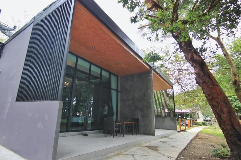 Baan Chao Mai Beach House