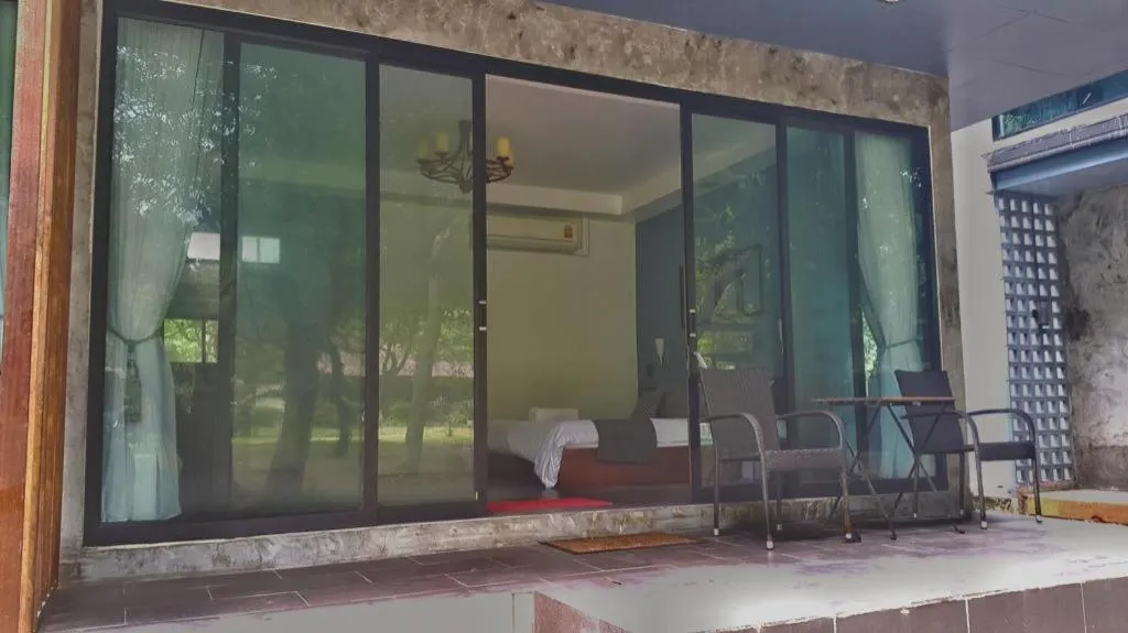 Baan Chao Mai Beach House