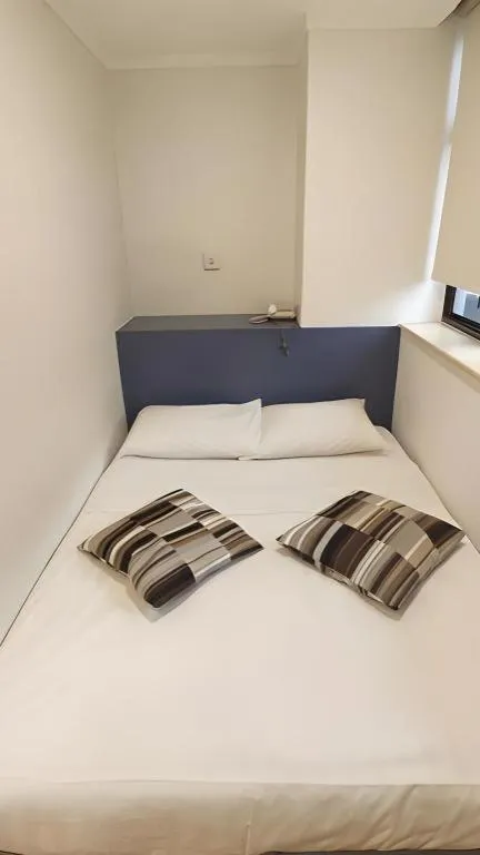 Bed in Goodrich Hotel