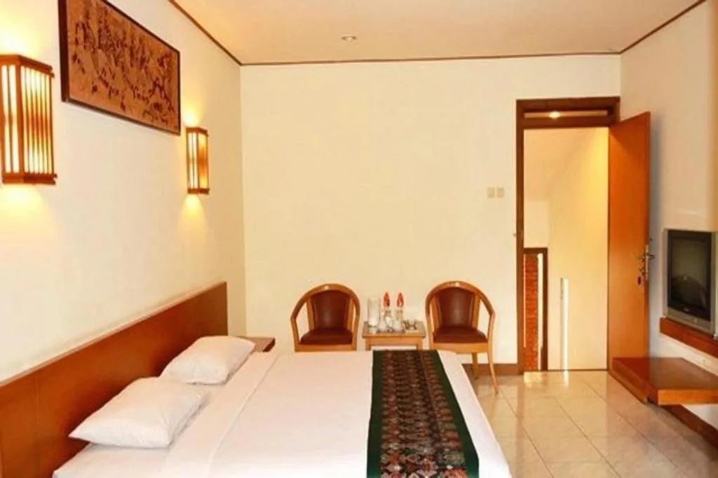 The Cipaku Garden Hotel