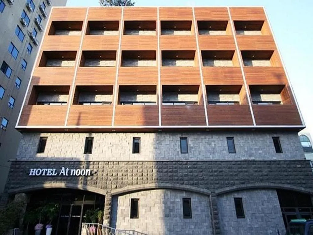 At Noon Hotel in Jeju