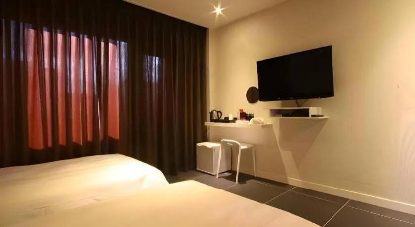 At Noon Hotel in Jeju