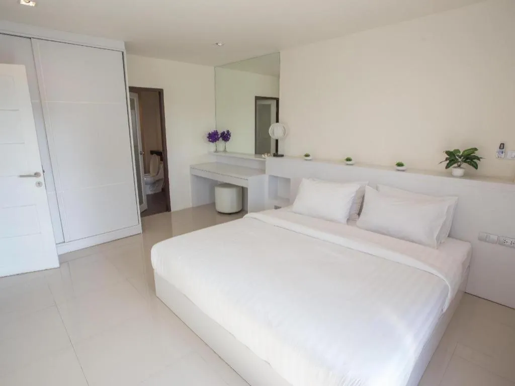 Bed in R-Con Sea Terrace