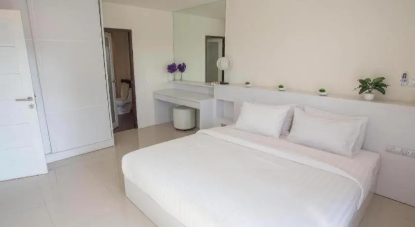 Bed in R-Con Sea Terrace