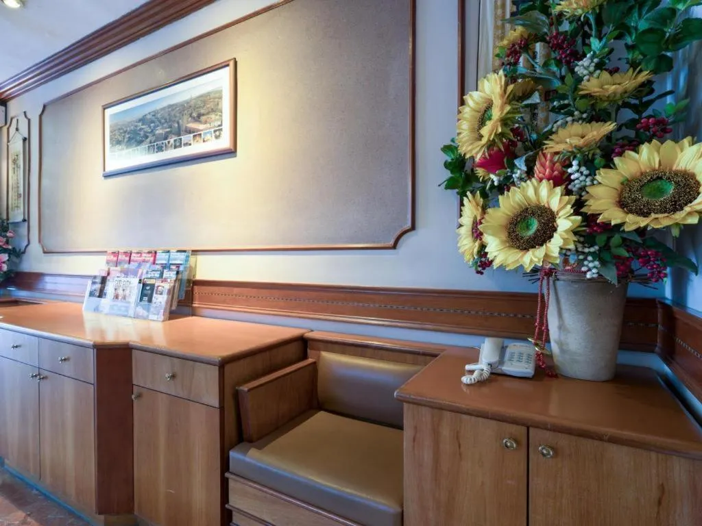 Four Chain View Hotel