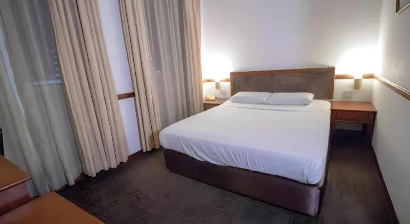 Bed in Four Chain View Hotel