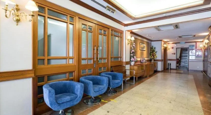 Four Chain View Hotel