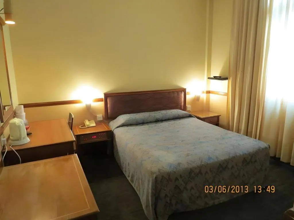 Bed in Four Chain View Hotel