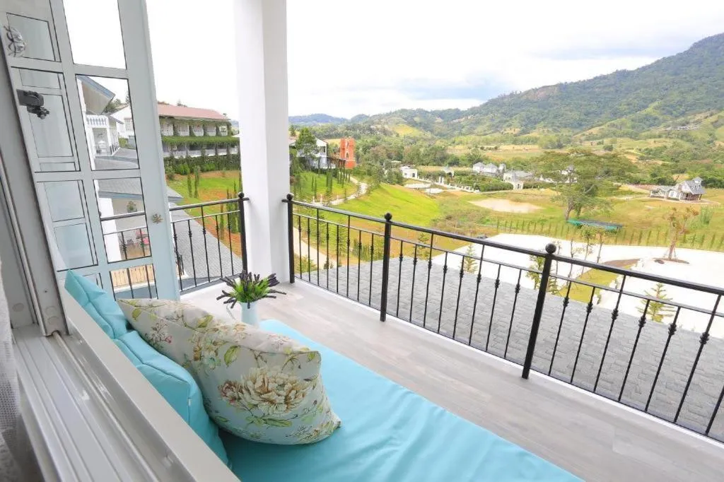 The Bluesky Resort @ Khao Kho