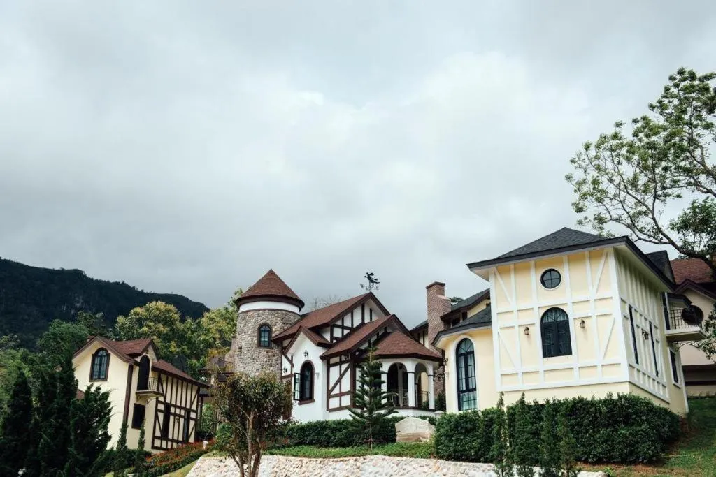 The Bluesky Resort @ Khao Kho