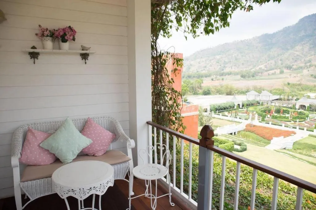 The Bluesky Resort @ Khao Kho