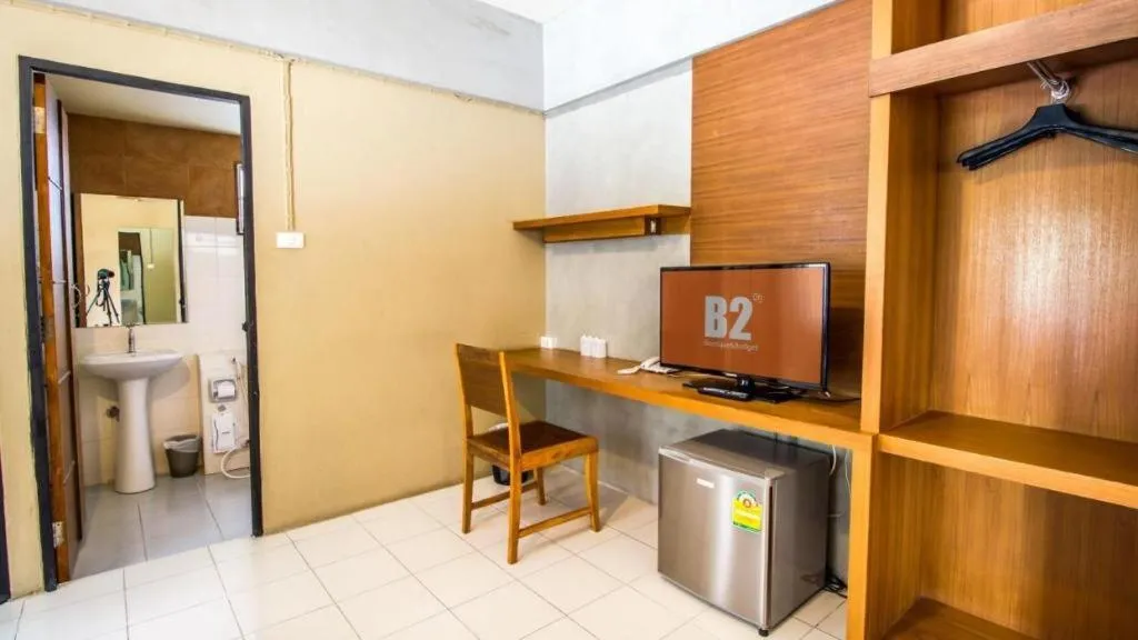 B2 Santitham (Wat Jed Yod) Boutique & Budget Hotel