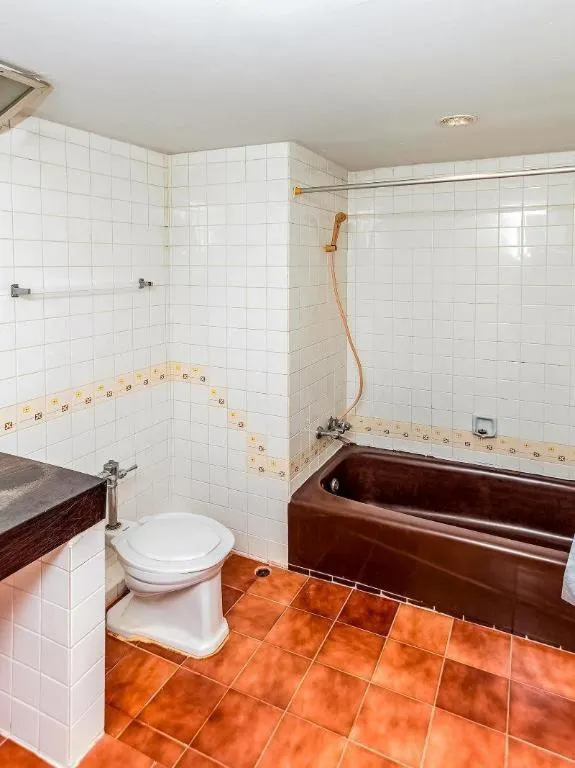 OYO 441 Grand Thara Hotel