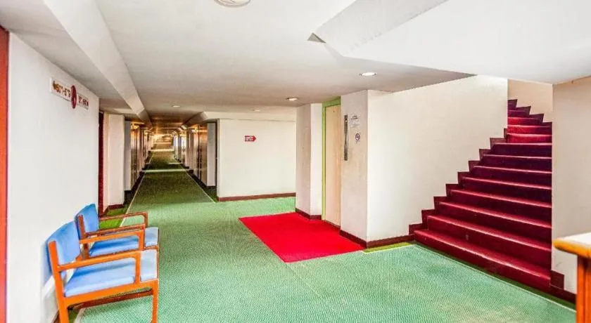 OYO 441 Grand Thara Hotel