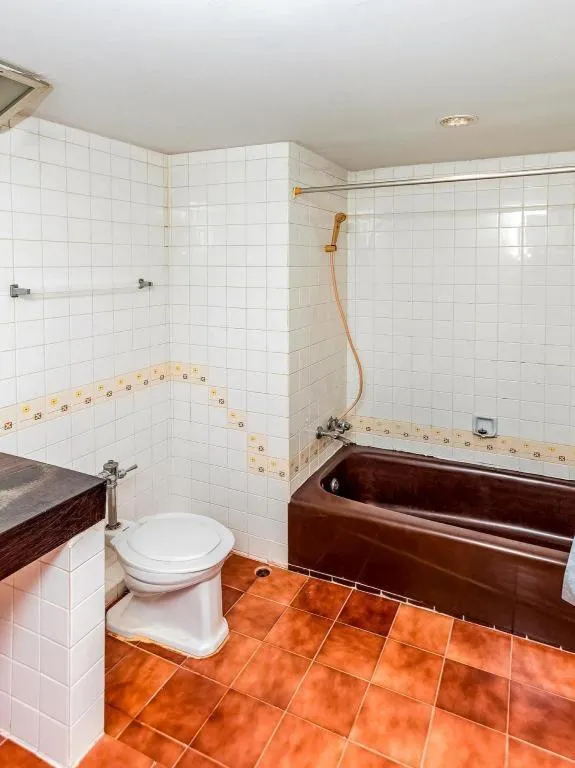 OYO 441 Grand Thara Hotel