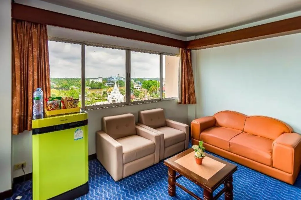 OYO 441 Grand Thara Hotel