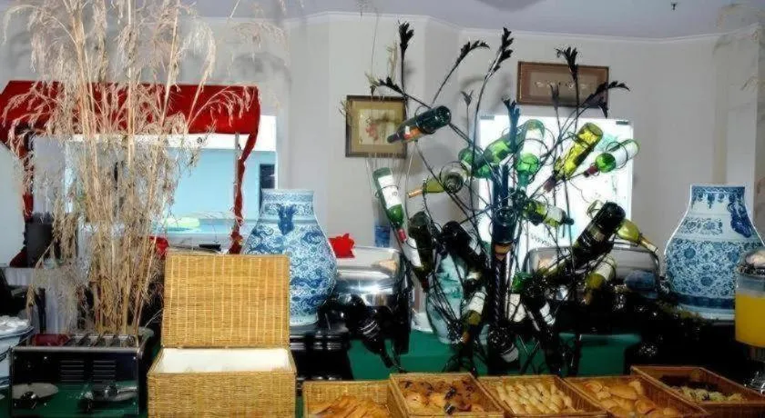 Grand Tiga Mustika Hotel