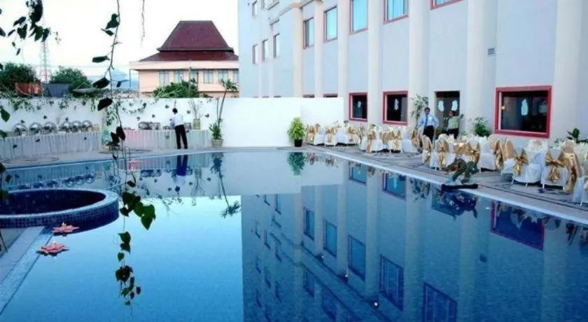 Grand Tiga Mustika Hotel