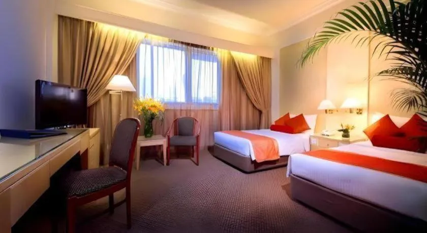 Bed in Hotel Miramar Singapore