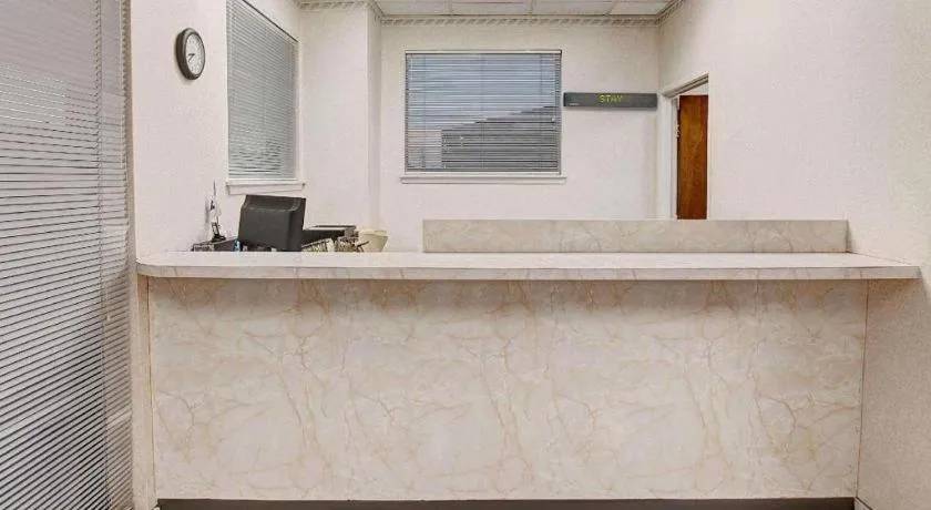 Knights Inn South Houston TX