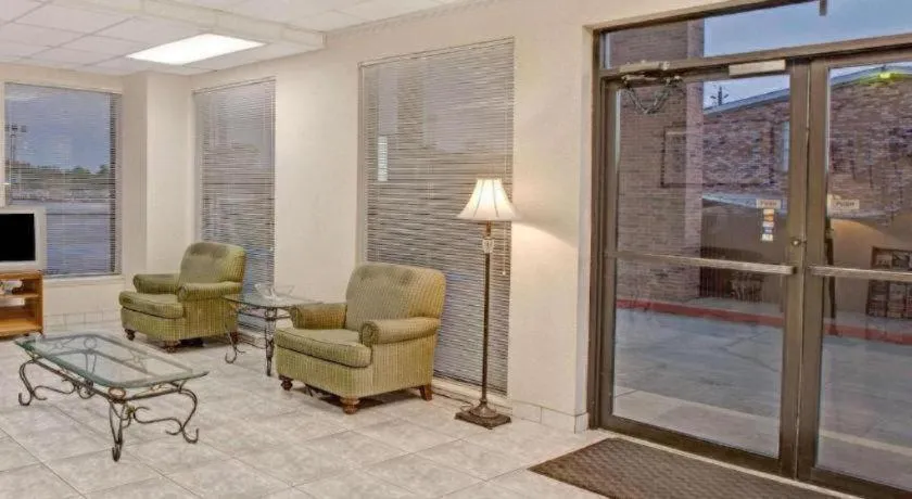 Knights Inn South Houston TX