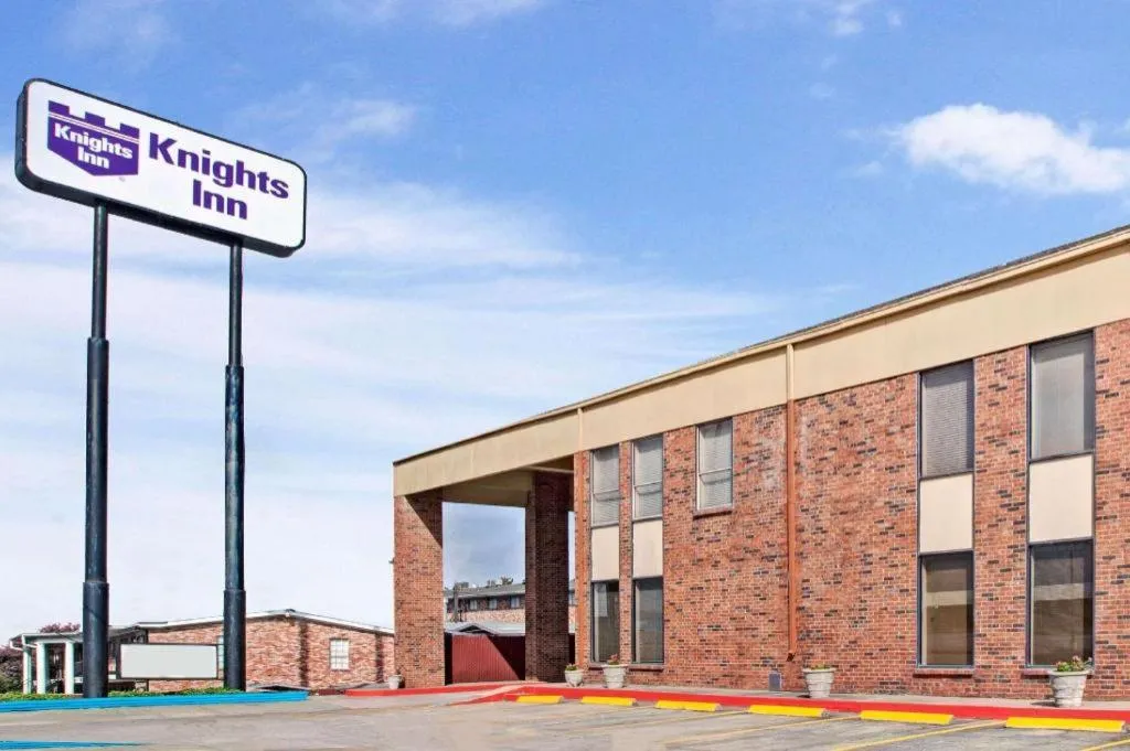 Knights Inn South Houston TX