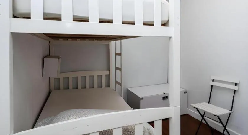 Bed in Royal Hostel Singapore