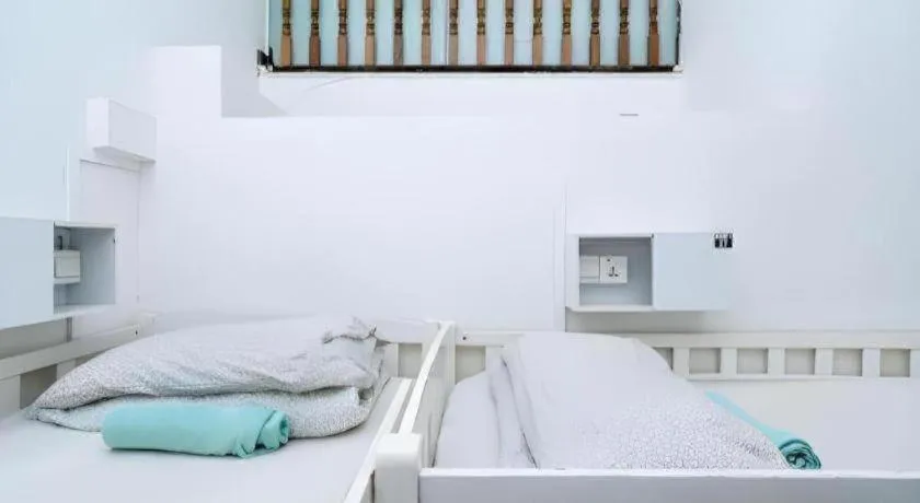 Bed in Royal Hostel Singapore