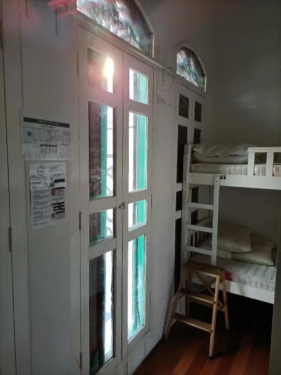 Bed in Royal Hostel Singapore