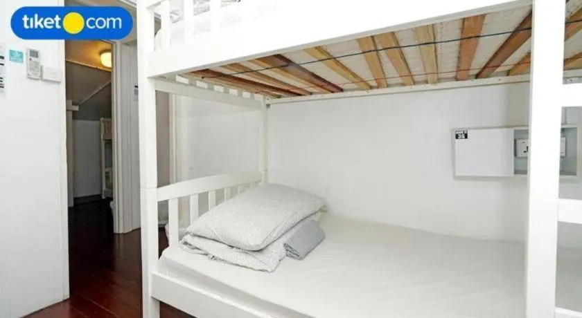 Bed in Royal Hostel Singapore