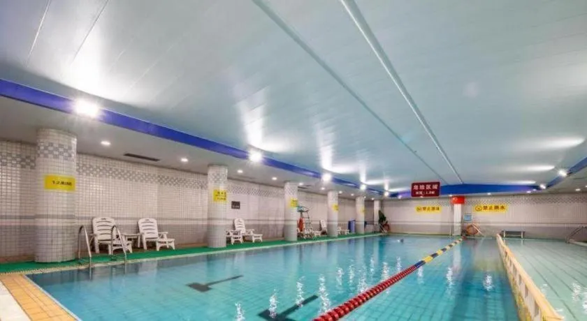 Zhangjiagang Guomao Hotel