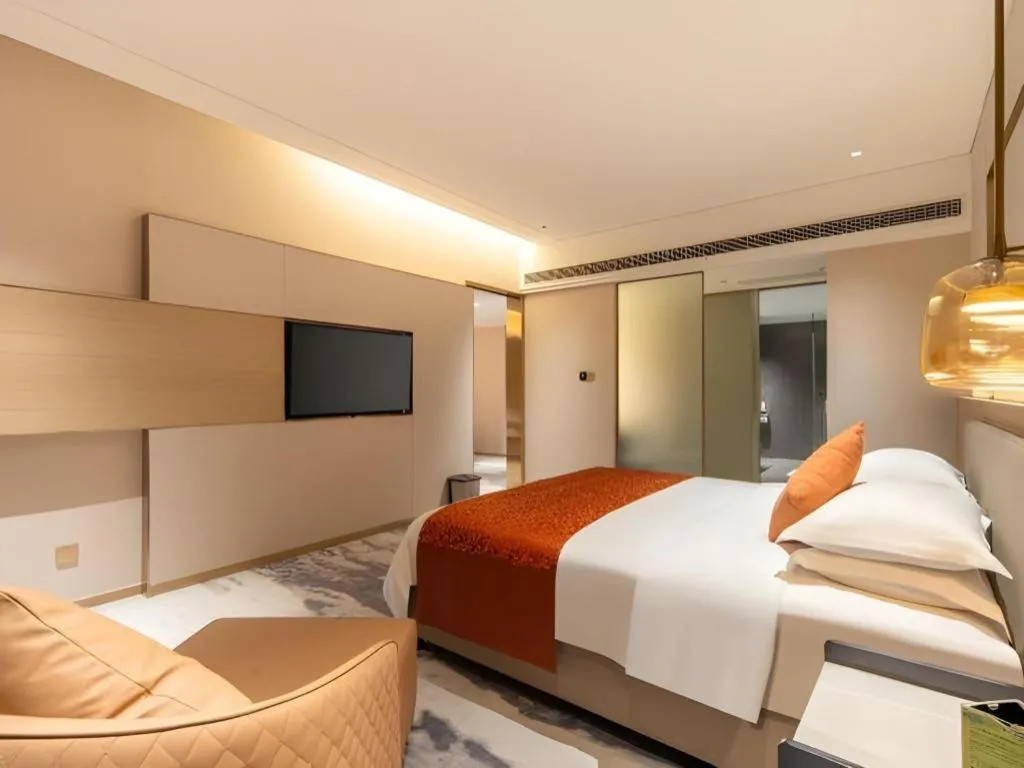 Bed in Zhangjiagang Guomao Hotel