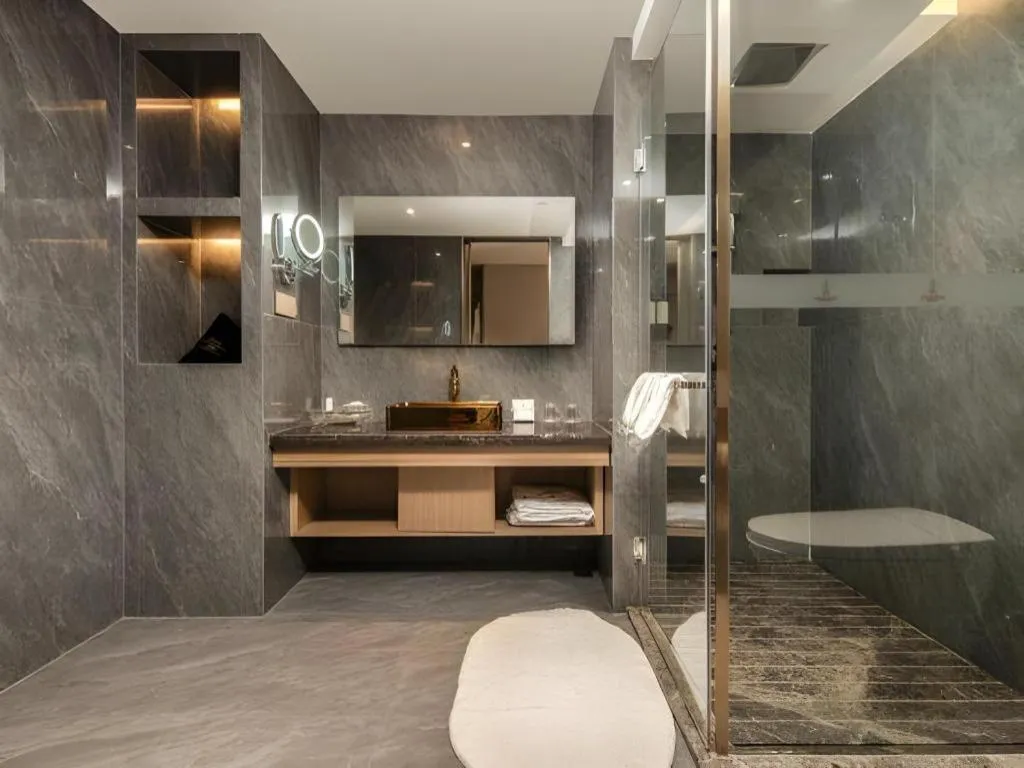 Zhangjiagang Guomao Hotel