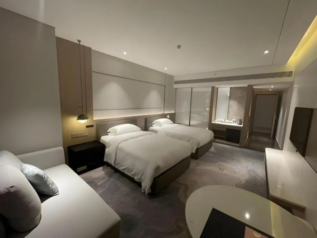 Bed in Zhangjiagang Guomao Hotel