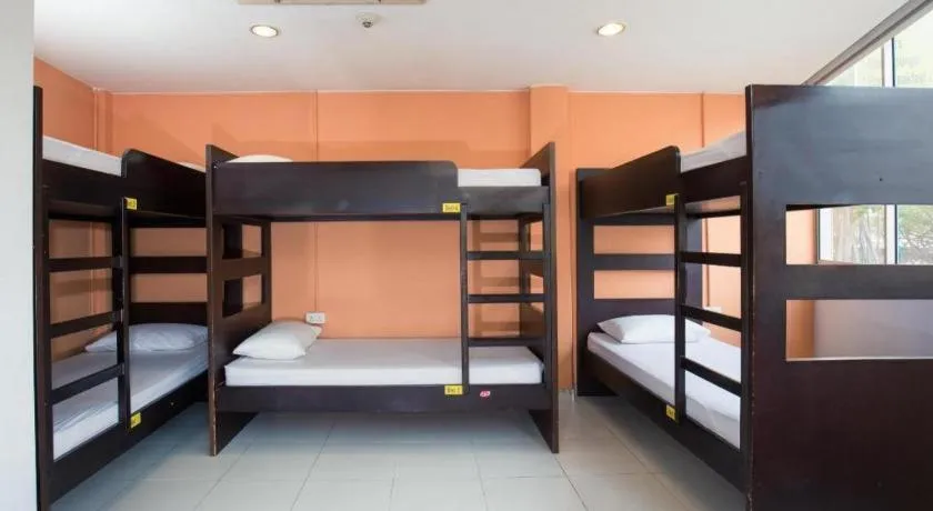 Bed in G4 Station Backpackers Hostel