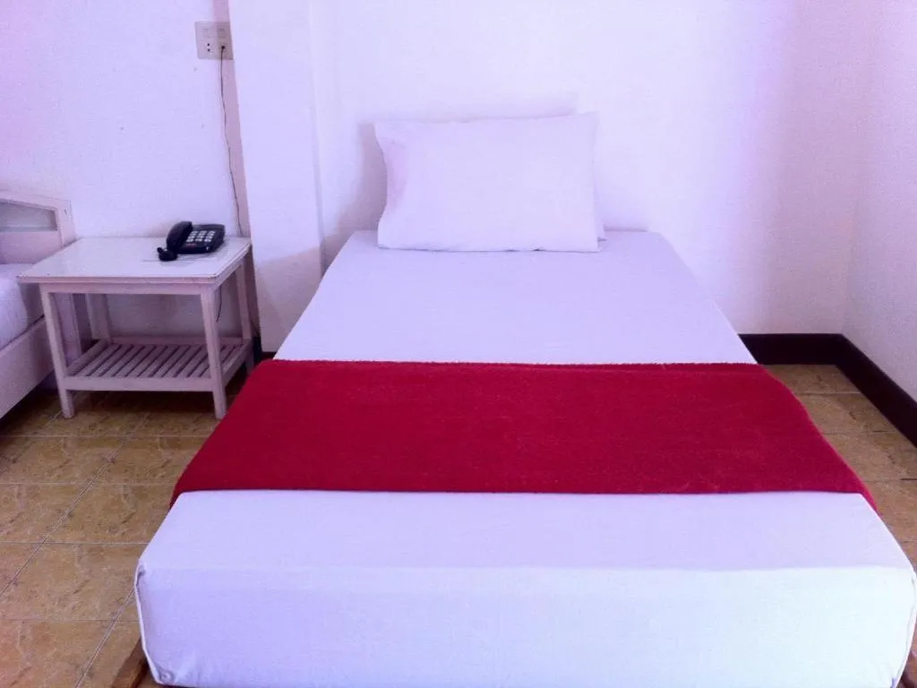 Bed in Chumphon Park Resort