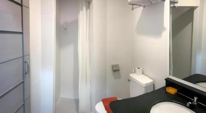 J Two S Pratunam Hotel