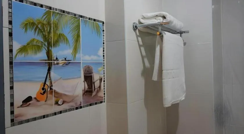 J Two S Pratunam Hotel