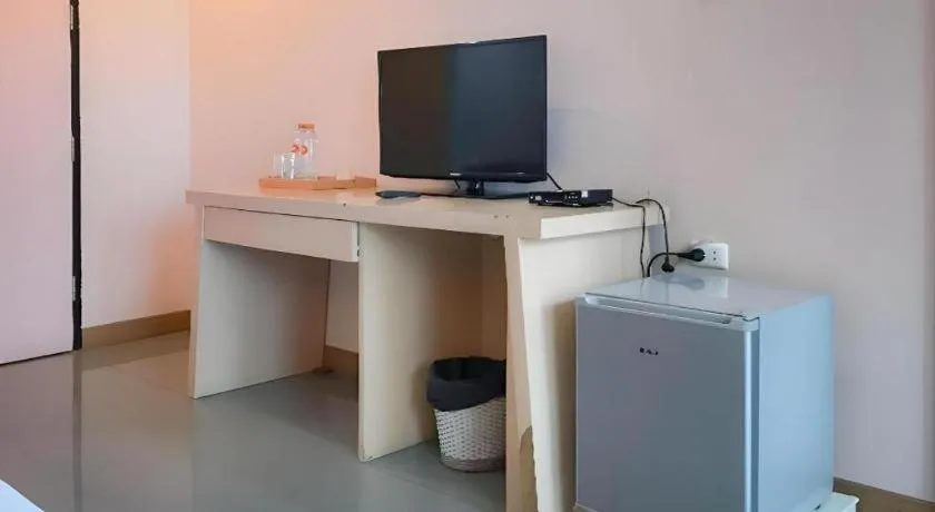 J Two S Pratunam Hotel