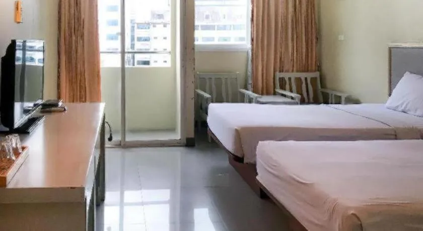 Bed in J Two S Pratunam Hotel