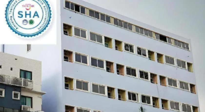 J Two S Pratunam Hotel