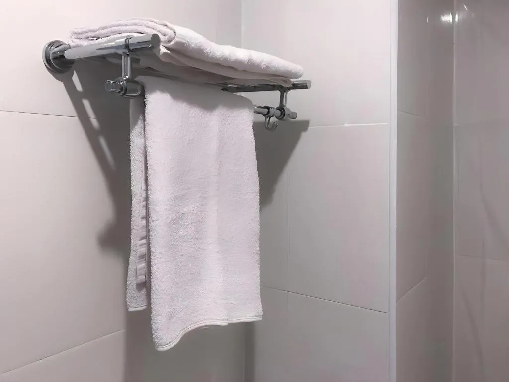 J Two S Pratunam Hotel